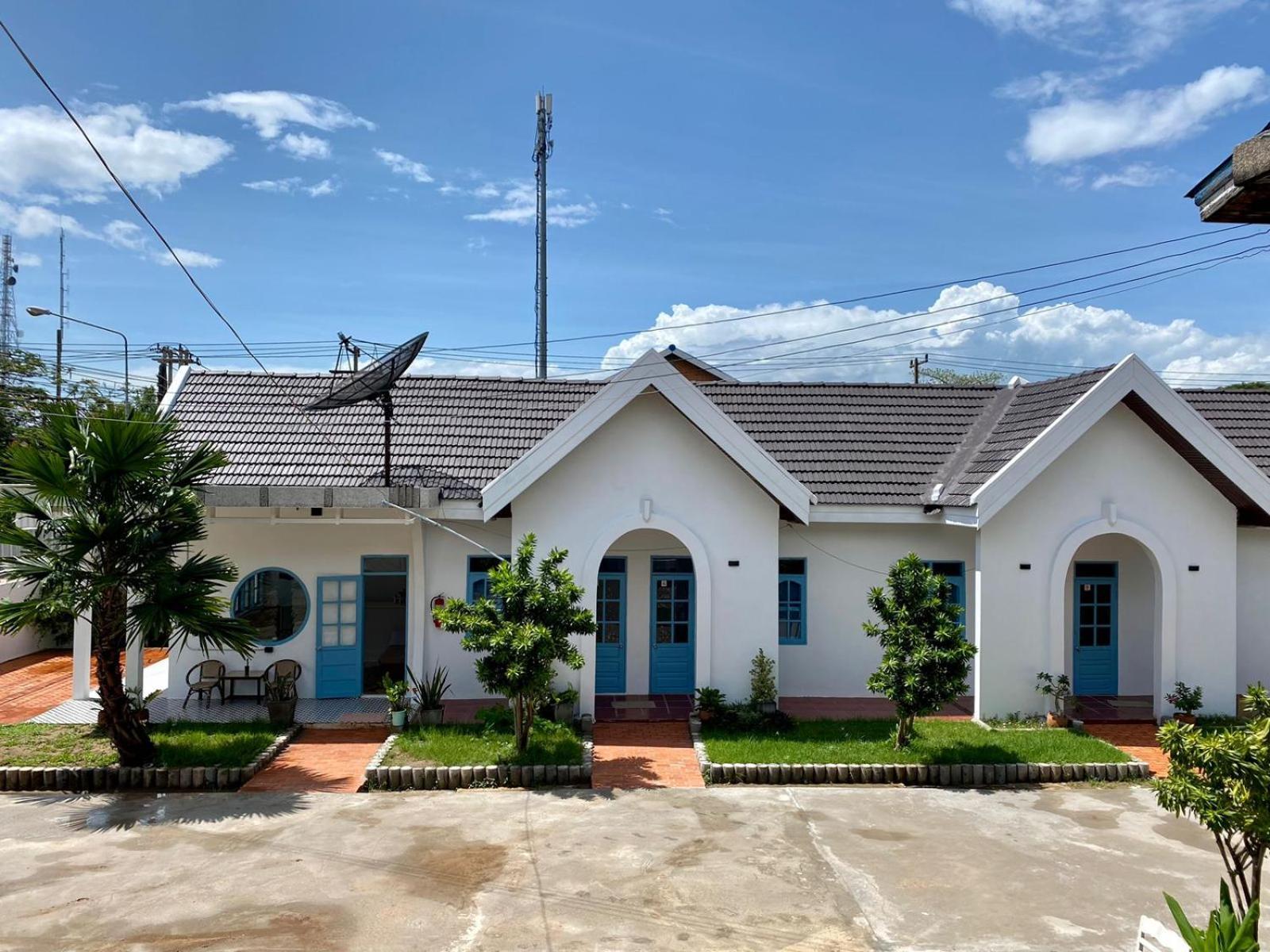 B2 Hotel Szavannakhet Kültér fotó