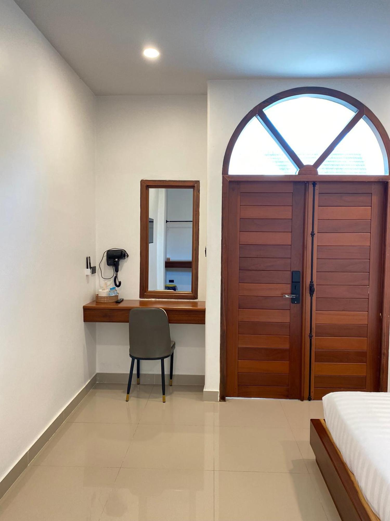 B2 Hotel Szavannakhet Kültér fotó